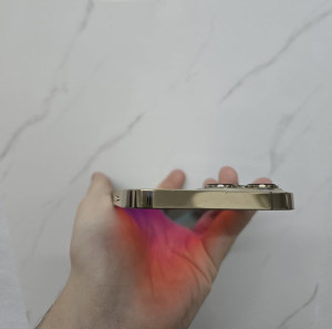 Altın iPhone 13 Pro Max, Yeni Ekran ve Sorunsuz Cihaz thumb 1