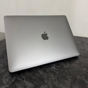 MacBook Air 2020 (M1) – 256GB SSD, 8GB RAM thumb 1