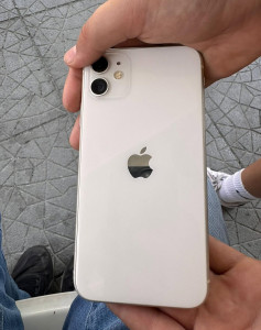 📱 iPhone 11 | Beyaz | 64GB | Şarj Aleti + Kılıf Hediye | 1 thumb 2