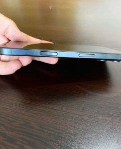 Satılık iPhone 16 Siyah | 128GB | %100 Pil Sağlığı | Kayıtlı thumb 3