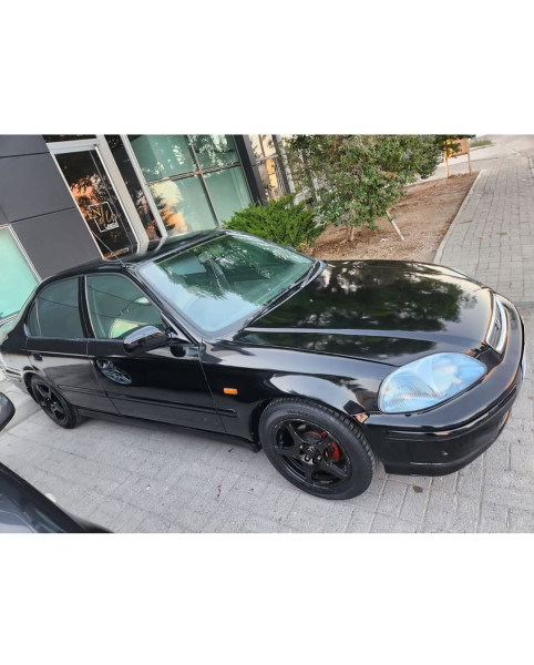 🚗 1997 Model Siyah Otomatik Benzinli Araç | 1.6 Motor | Sağ 0