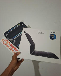 📱 iPad Pro 13" M4 | 256GB | %93 Pil | Magic Keyboard + Appl thumb 3