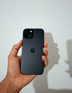 📱 iPhone 15 Siyah | 128GB | %87 Pil Sağlığı | KKTC Kayıtlı thumb 2