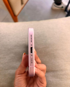 📱 iPhone 15 | 128GB | Pembe | KKTC Kayıtlı | Kutulu + Şarj