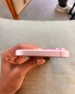 📱 iPhone 15 | 128GB | Pembe | KKTC Kayıtlı | Kutulu + Şarj thumb 1