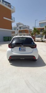 2020 Toyota Yaris thumb 3