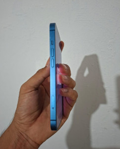 📱 iPhone 13 | 128 GB | Siyah & Mavi | KKTC Kayıtlı thumb 1