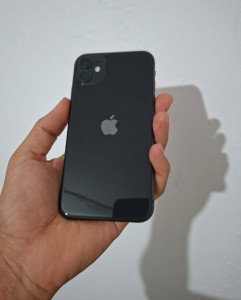 📱 iPhone 11 | Siyah | 64GB | Pil %100 | KKTC Kayıtlı thumb 2