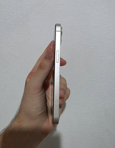 📱 iPhone 13 TR | 128GB | Silver | Takas Olur | 24.750₺ thumb 1