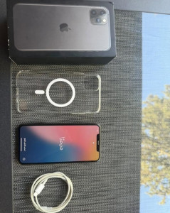📱 iPhone 11 Pro Max | Midnight | 64GB