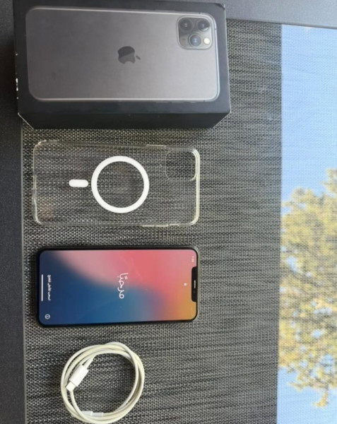 📱 iPhone 11 Pro Max | Midnight | 64GB 0